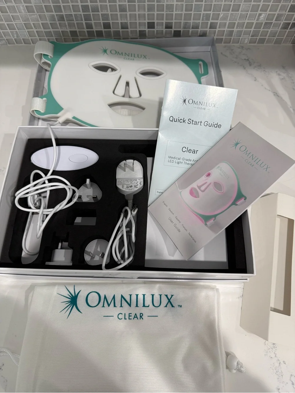 NIB Omnilux Contour Face LED Madk Device